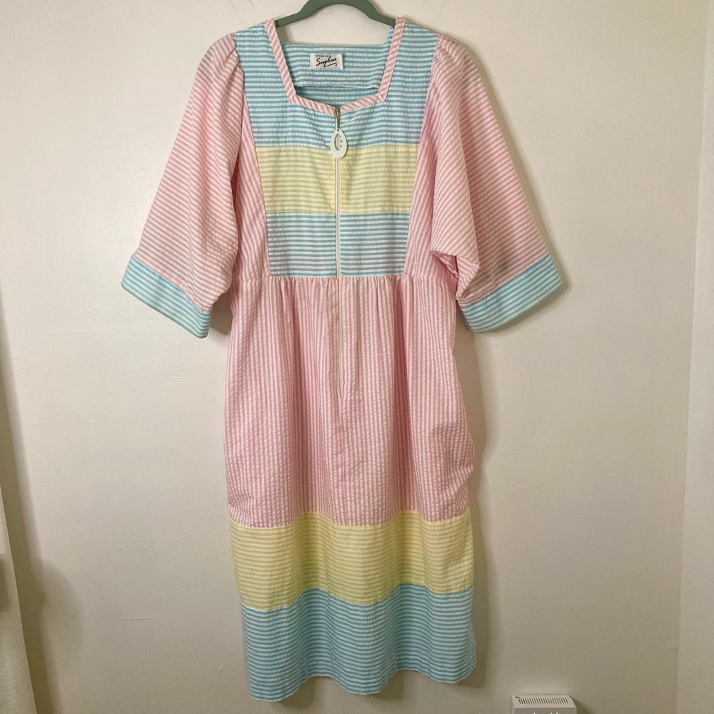 Vintage 80s Styled by Saybury Seersucker House Dress Pastel Striped Colorblock S